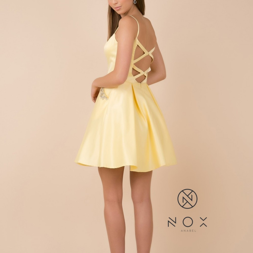 Sweetheart Neckline Short Homecoming Dress NXN670_2